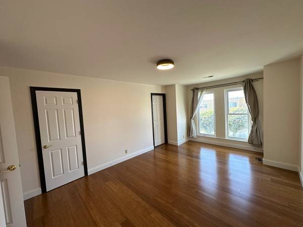 Cole Valley: Remodeled 1 Bedroom W/ Private Deck &amp; Shared Yard photo 5