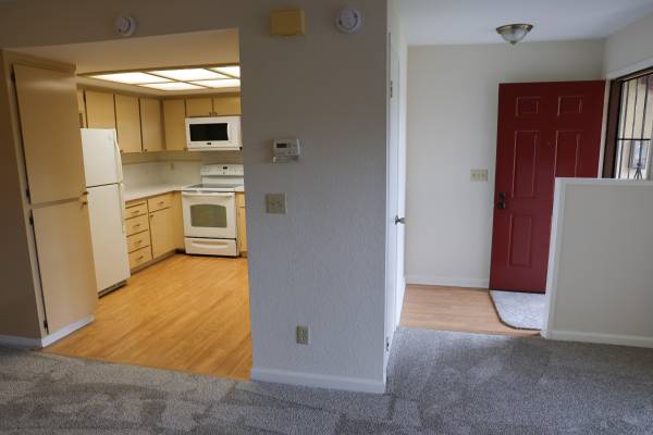 1BR/1BA Condo on Milton St · Union City photo 2