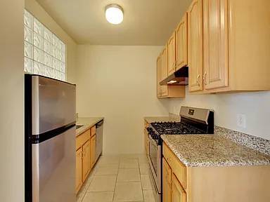 1BR/1BA Apartment · San Francisco photo 2