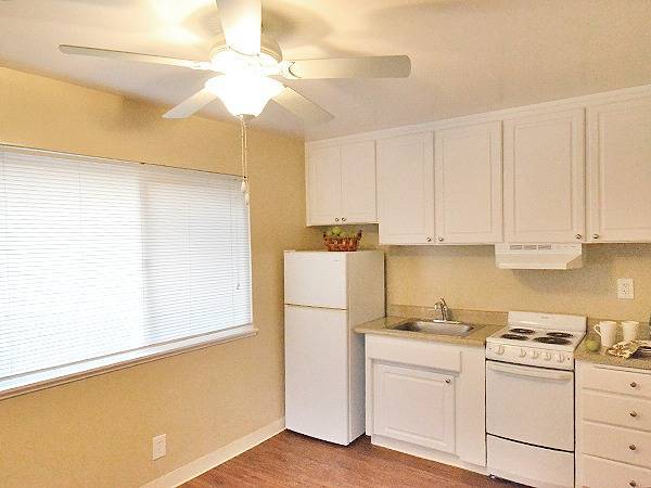 1BR/1BA Apartment on 4th St · Gilroy photo 2