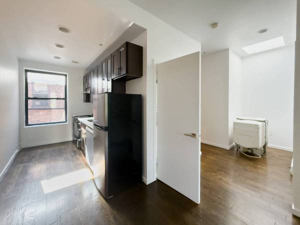 2BR/1BA Apartment · Morgan Hill photo 3