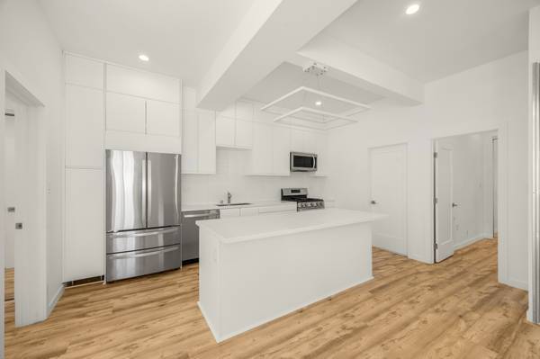 1BR/1BA Apartment · San Francisco photo 2