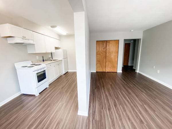 1BR/1BA Apartment · Berkeley photo 4