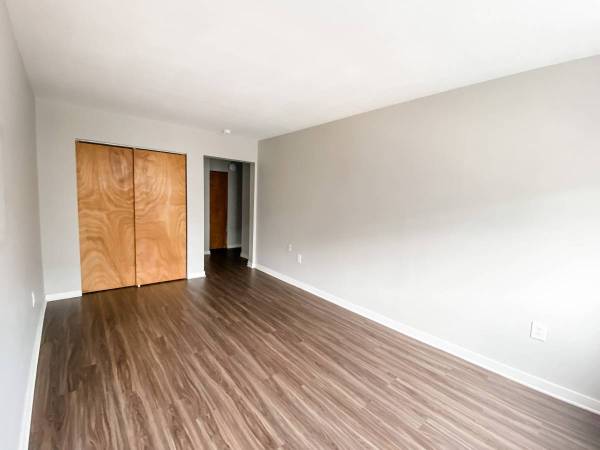1BR/1BA Apartment · Berkeley photo 3