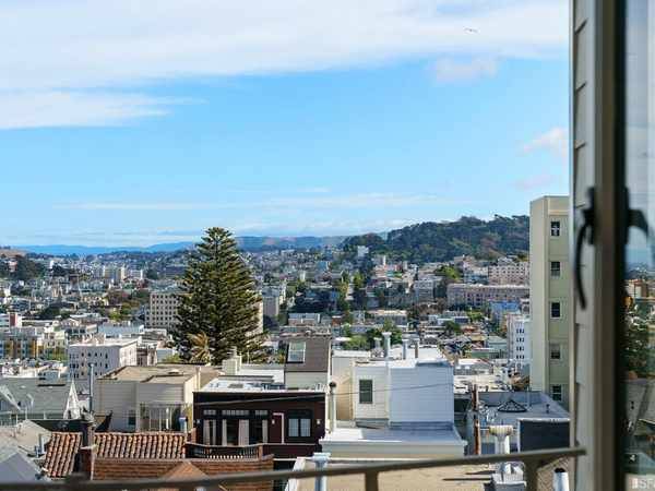 1BR/1BA Condo on Pacific Ave Apt 9 · San Francisco photo 4