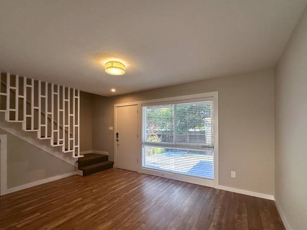 1BR/1BA Apartment · San Francisco photo 2