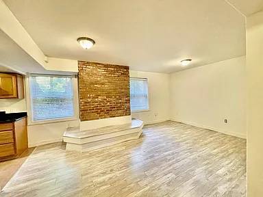 0BR/1BA Apartment on G St · Kentfield photo 2