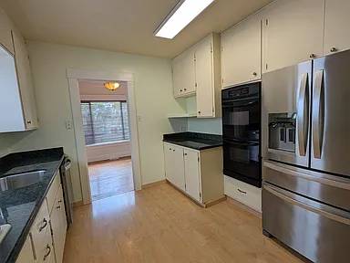 533 Oak Ave San Bruno, CA 94066 photo 2