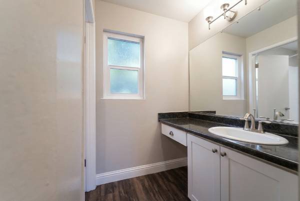 1BR/1BA Apartment · San Francisco photo 4