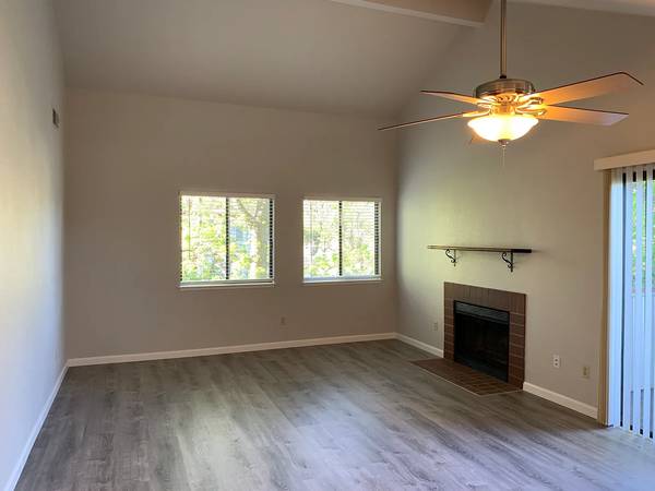 Condos on Westberry Dr · San Ramon photo 3