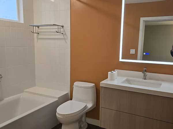 1BR/1BA Apartment · San Francisco photo 5
