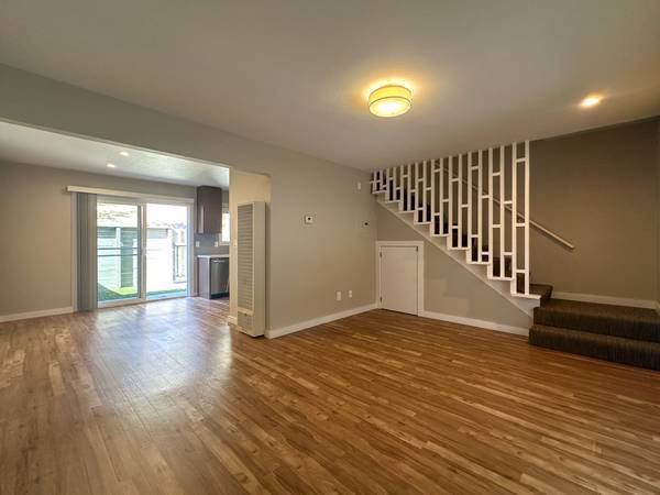 1BR/1BA Apartment · Alameda photo 2