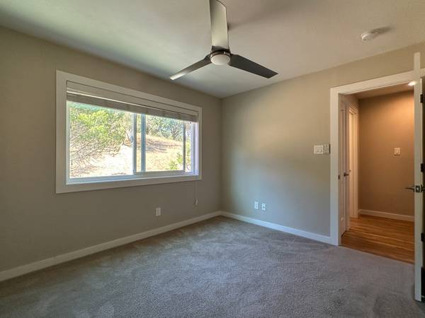 1BR/1BA Apartment · Alameda photo 5