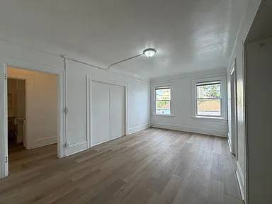 1BR/1BA Apartment on Waverly St · Oakland photo 5