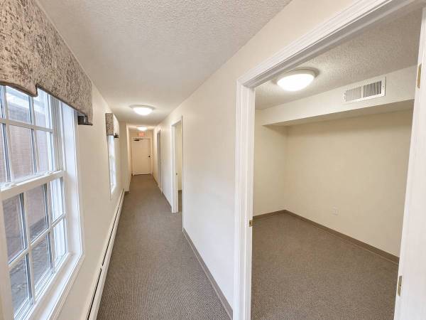 1BR/1BA Apartment · San Leandro photo 2
