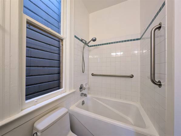 1BR/1BA Apartment · Sausalito photo 4