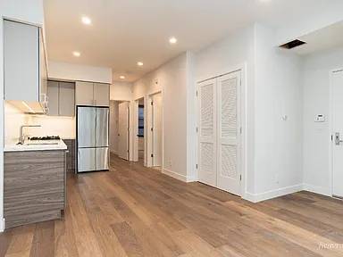 1BR/1BA Apartment · San Francisco photo 4