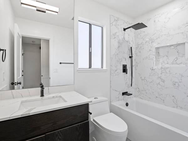 1BR/1BA Apartment · Menlo Park photo 5