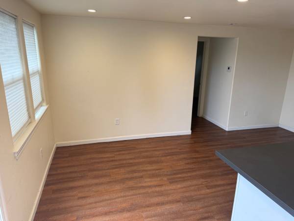 2BR/1BA Apartment · Watsonville photo 2