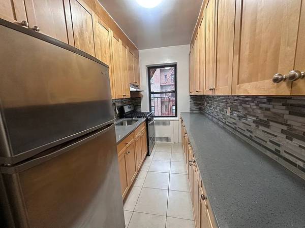 2BR/1BA Apartment · San Francisco photo 3