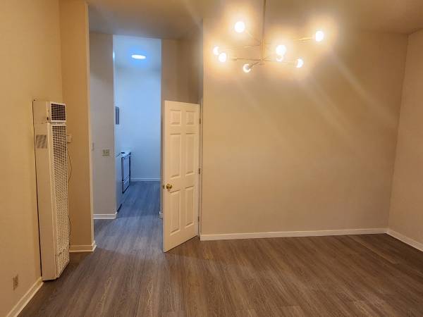 2BR/1BA Apartment on Ellis St · San Francisco photo 3