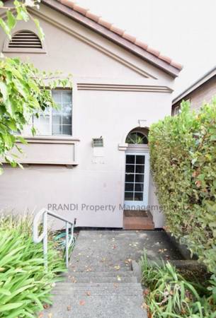1BR/1BA Apartment · Corte Madera photo 2