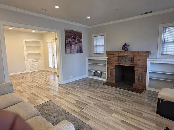 2BR/1BA Apartment on Fremont Blvd · Fremont photo 2