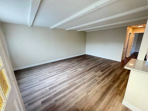 1BR/1BA Apartment · Campbell photo 4