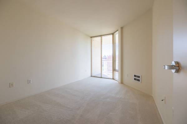 Condos on King Street · San Francisco photo 5