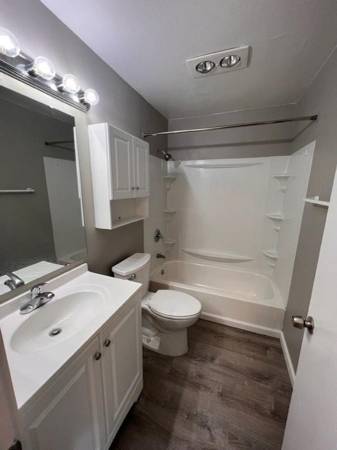 1BR/1BA Apartment · San Francisco photo 2