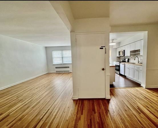 2BR/1BA Apartment · South San Francisco photo 4
