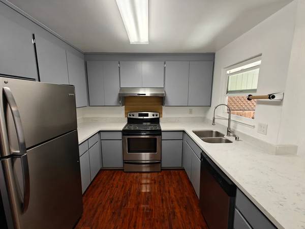 1BR/1BA Single Family House on W California Ave · Sunnyvale photo 4