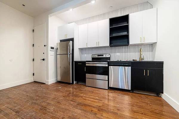 1BR/1BA Apartment · San Francisco photo 3