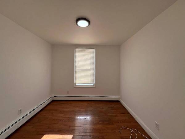 1BR/1BA Apartment · Menlo Park photo 4