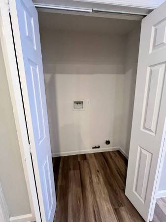 2BR/1BA Apartment · Emeryville photo 3