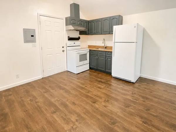 1BR/1BA Apartment on Miriam St · Daly City photo 5