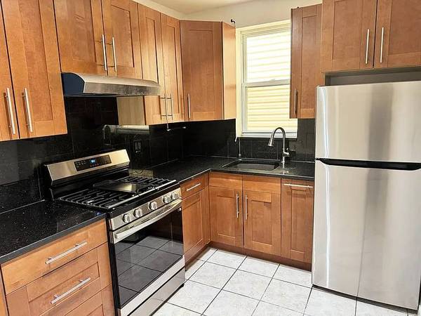 2BR/1BA Apartment · Santa Cruz photo 3