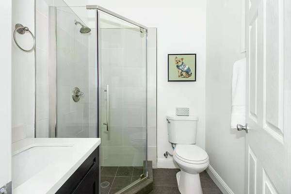 2BR/1BA Apartment · San Francisco photo 5