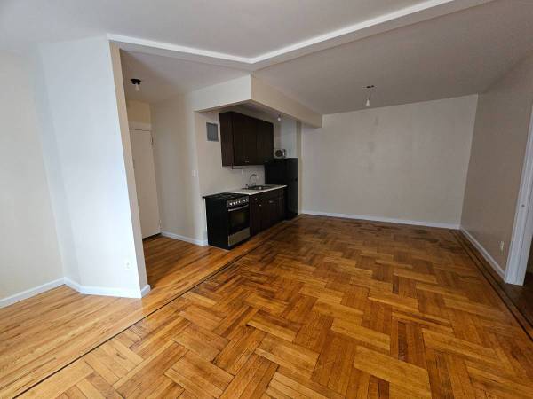 2BR/1BA Apartment · San Francisco photo 3