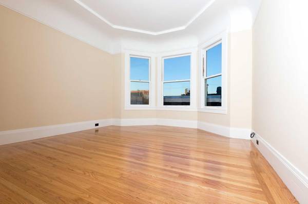 2BR/1BA Apartment · San Francisco photo 3