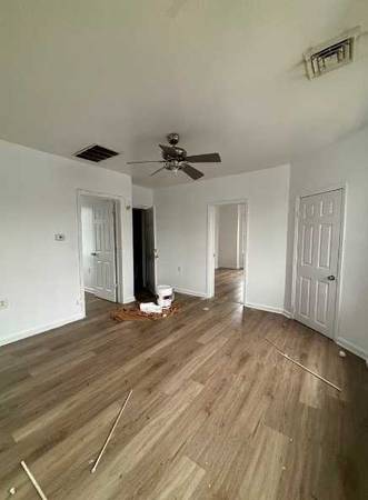 1BR/1BA Apartment on Judah St · San Francisco photo 2