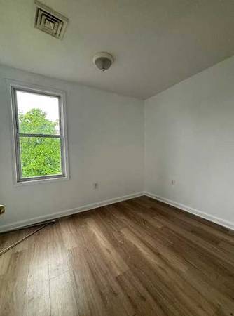 1BR/1BA Apartment on Judah St · San Francisco photo 4