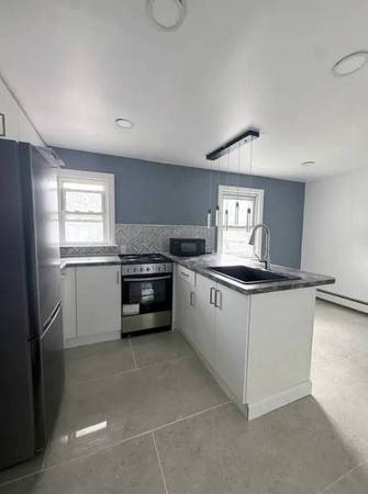 2BR/1BA Apartment · Rohnert Park photo 5