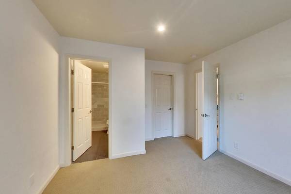 Apartments on Collins St · San Francisco photo 4