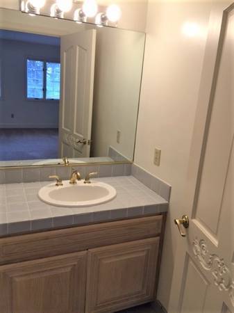 1BR/1BA Apartment · Pebble Beach photo 5