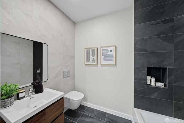 1BR/1BA Apartment · San Francisco photo 2