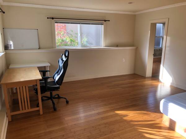 4BR/2BA Duplex · El Cerrito photo 4