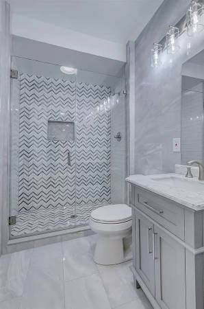 2BR/1BA Apartment · Belmont photo 3