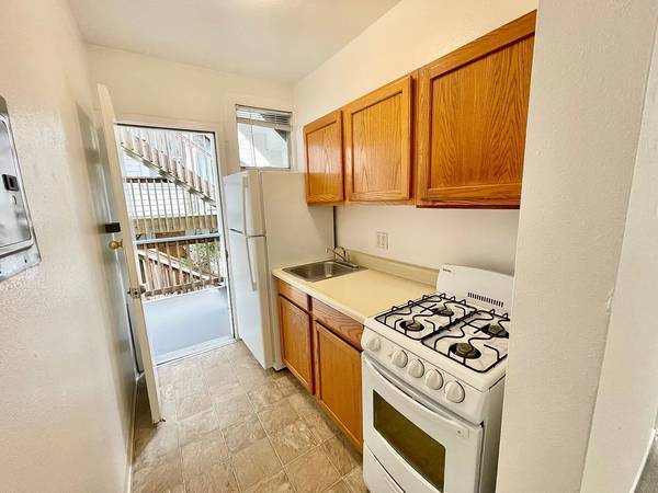 1BR/1BA Apartment · San Francisco photo 5