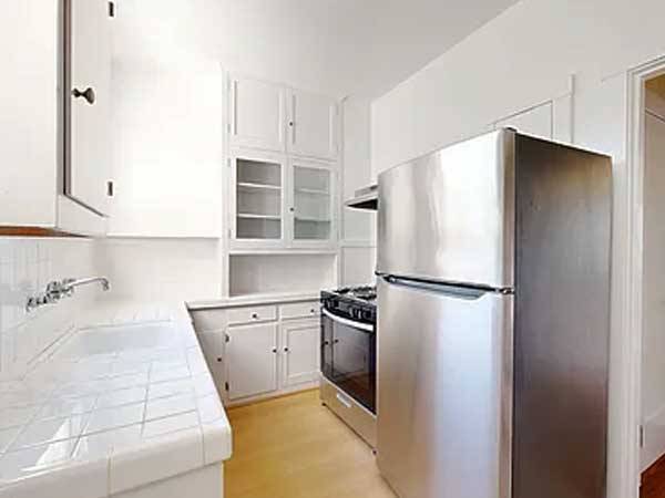 1BR/1BA Apartment · Capitola photo 2